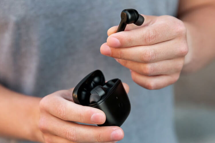 XFyro ANC Pro AI Powered Earbuds Review Le Reviewist